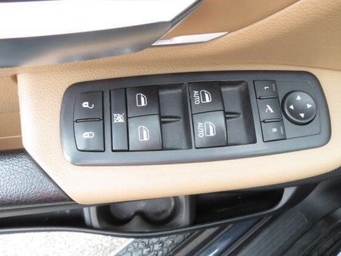 Used 2019 RAM 1500 Big Horn AWD/4WD image 17