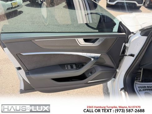 Used 2022 Audi RS 7 Sportback AWD/4WD image 13