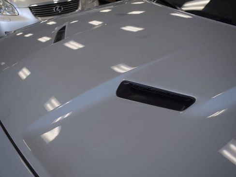 Used 2021 Dodge Challenger SXT image 3