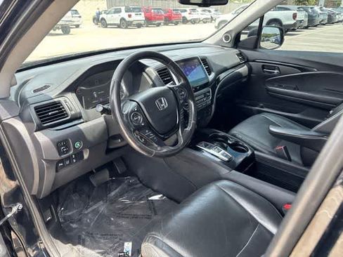Used 2018 Honda Pilot Elite image 9
