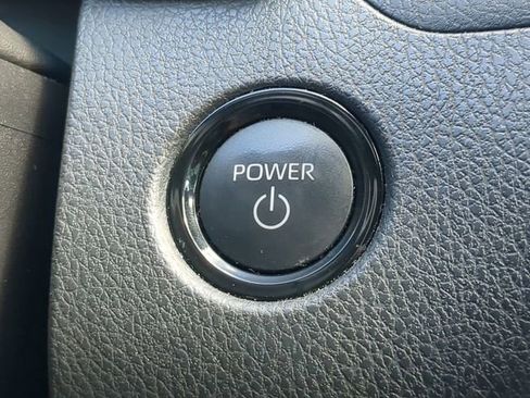 Used 2025 Toyota Camry LE FWD image 31