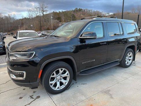 Used 2022 Jeep Wagoneer Series II AWD/4WD image 7