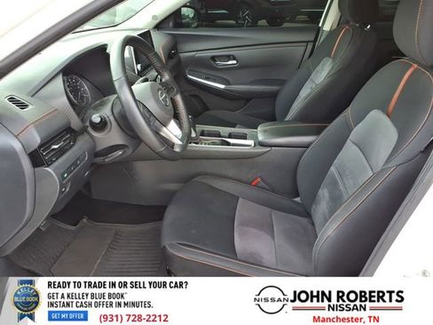 Used 2023 Nissan Sentra SR w/ Electronics Package FWD image 3