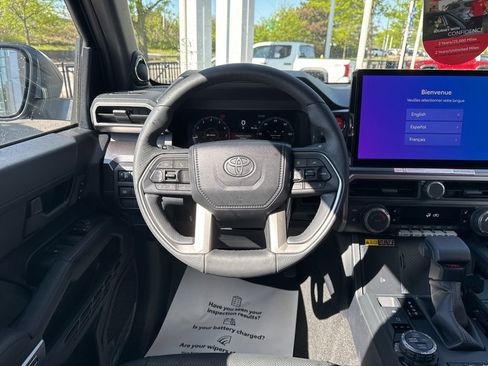 New 2026 Toyota 4Runner TRD Off-Road Premium AWD/4WD image 23