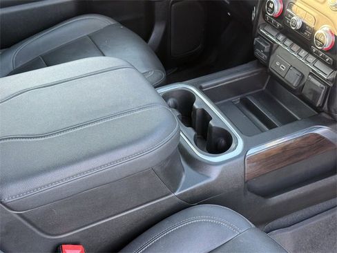 Used 2023 GMC Sierra 3500 SLT w/ SLT Convenience Package image 19