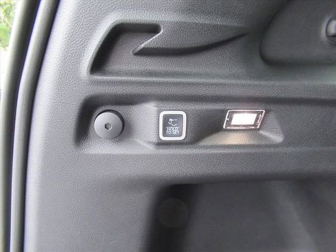 New 2025 Jeep Grand Cherokee L Laredo w/ Luxury Tech Group I image 31