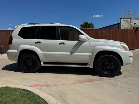 Used 2008 Lexus GX 470 image 2