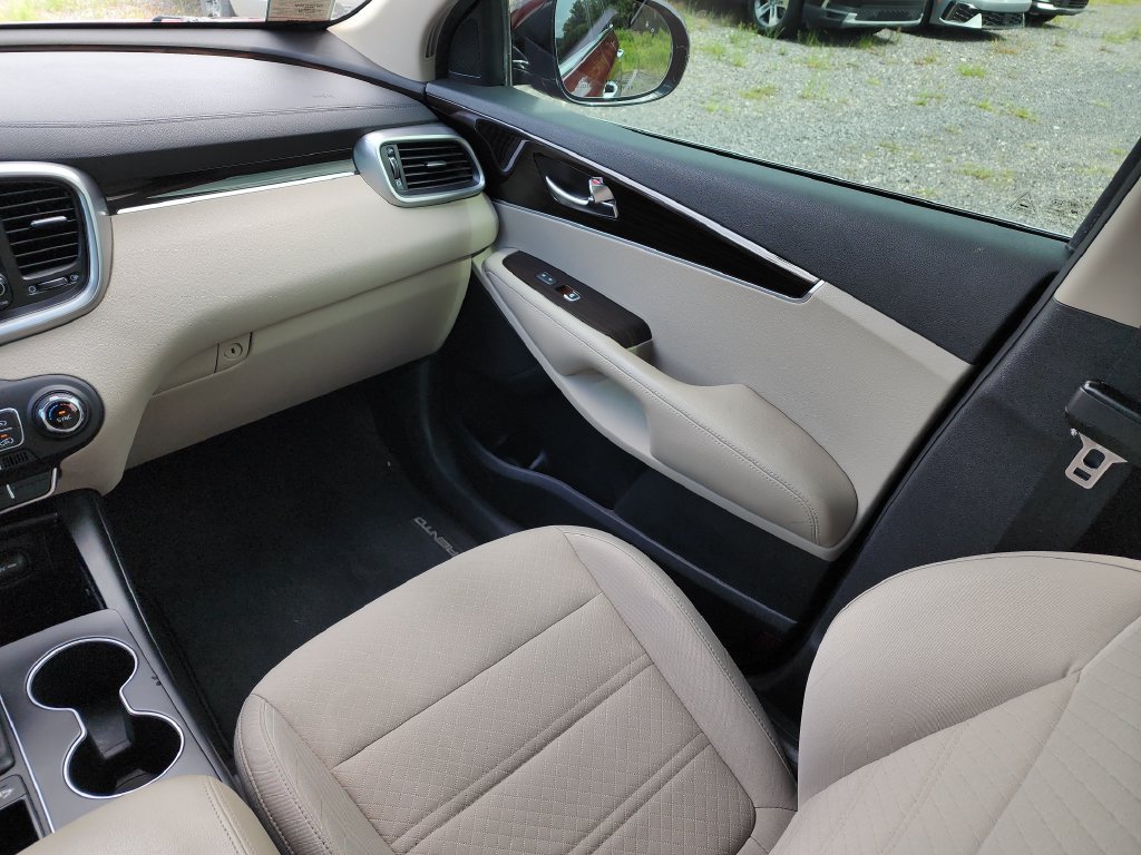 Used 2019 Kia Sorento FWD w/ LX Convenience Package image 20