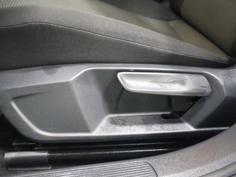 Used 2021 Volkswagen Jetta S w/ Driver Assistance Package image 14