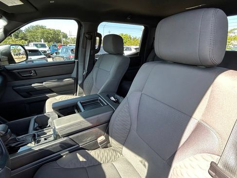 Used 2025 Toyota Tundra SR w/ SR Tow Package AWD/4WD image 18