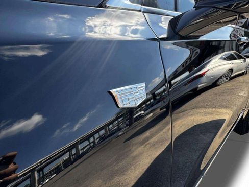 Used 2024 Cadillac XT6 Luxury w/ LPO, Floor Liner Package image 14