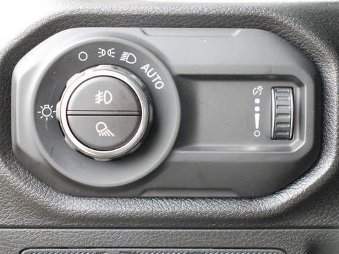 New 2026 Jeep Gladiator Sport AWD/4WD image 11