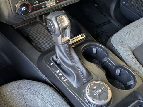 Used 2025 Ford Bronco Big Bend AWD/4WD image 18