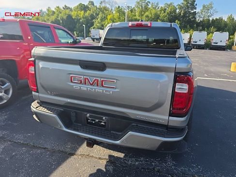 Used 2024 GMC Canyon Denali AWD/4WD image 9