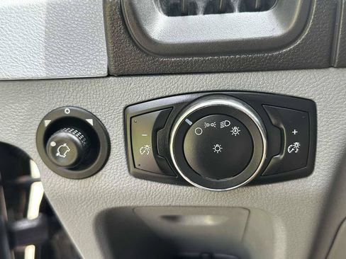 Used 2017 Ford Transit 350 XLT RWD image 31