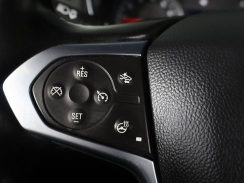 Used 2023 Chevrolet Traverse RS AWD/4WD image 46