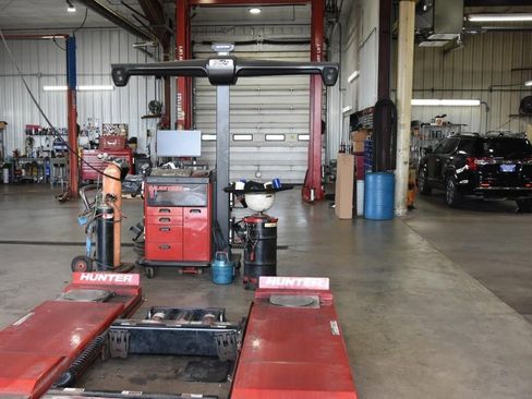 Used 2025 GMC Sierra 1500 AT4X w/ AT4X AEV Edition image 21