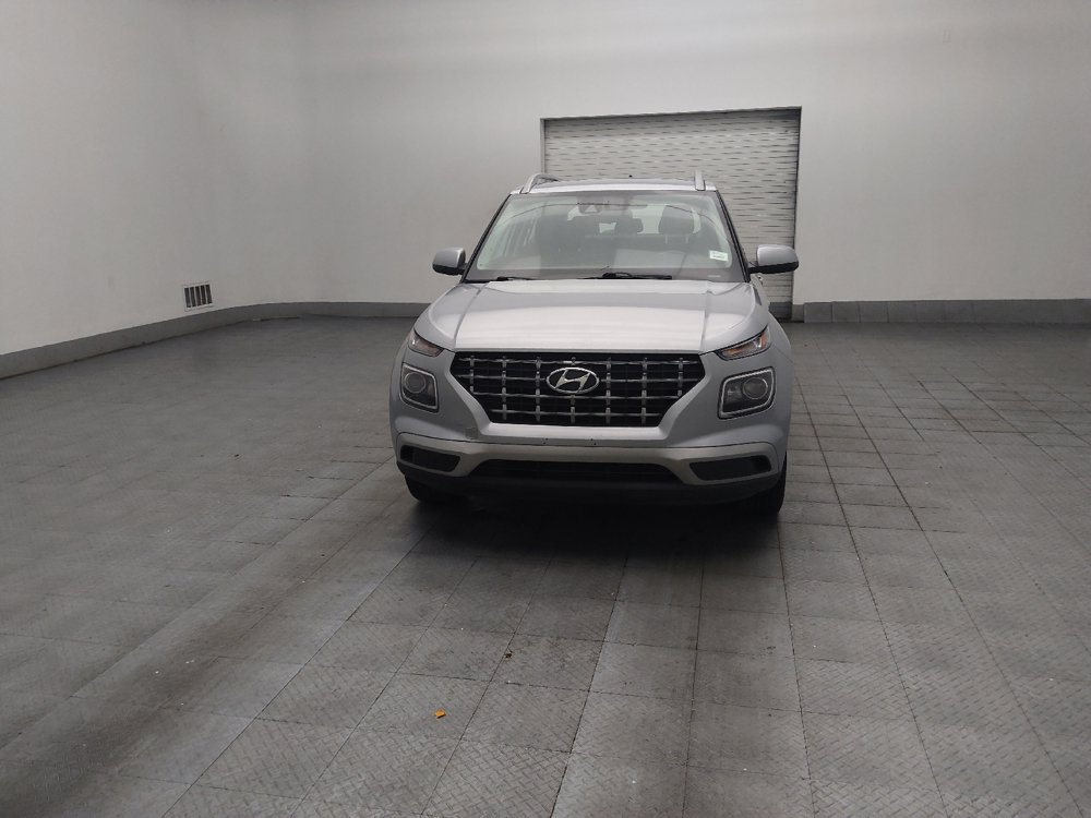 Used 2021 Hyundai Venue SEL FWD image 15