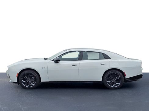 New 2026 Dodge Charger R/T w/ Blacktop Package AWD/4WD image 12