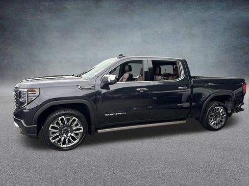 Used 2023 GMC Sierra 1500 Denali Ultimate AWD/4WD image 10