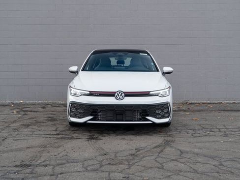 New 2026 Volkswagen GTI SE image 2