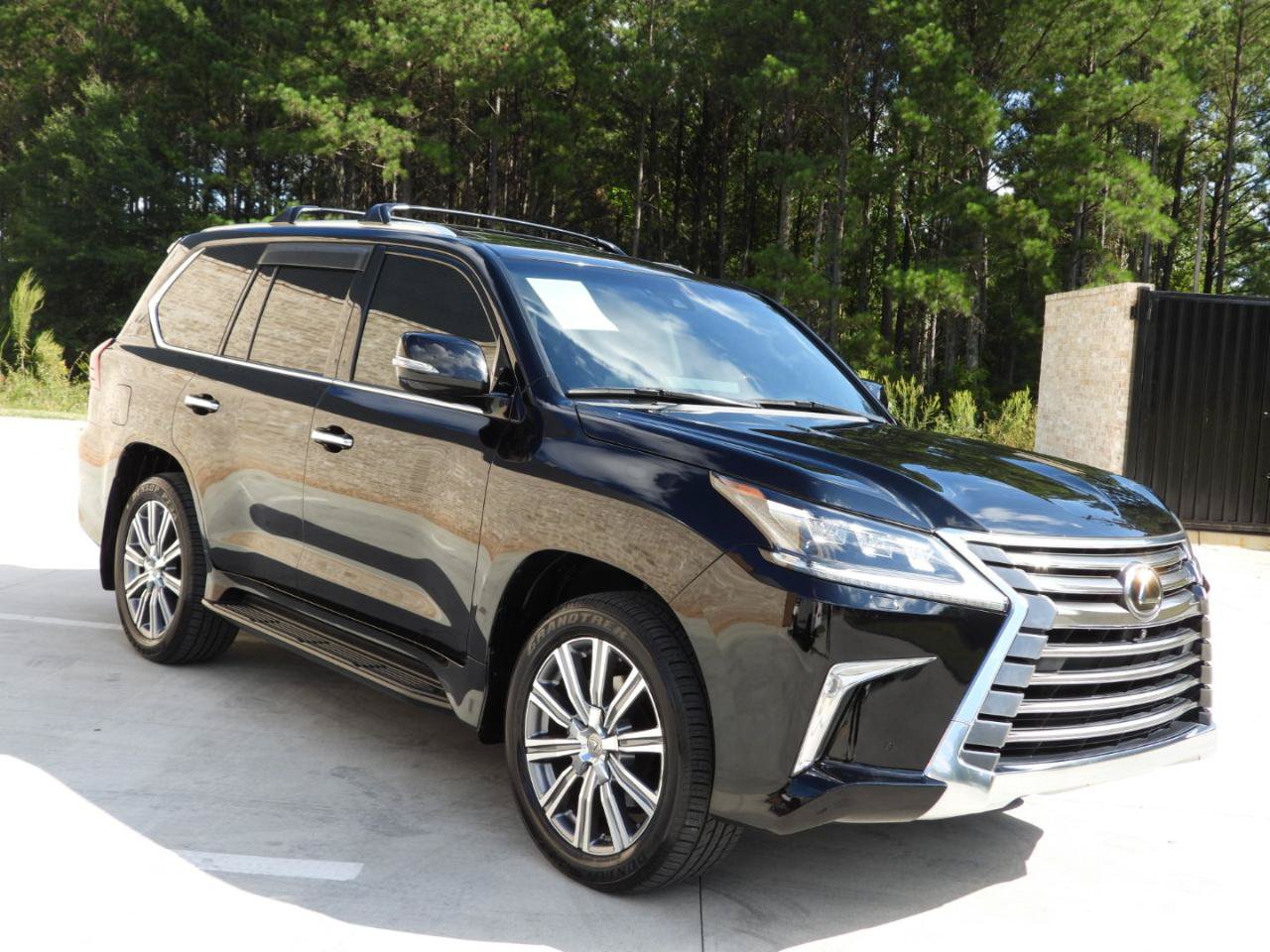 Used 2016 Lexus LX 570 4WD image 51