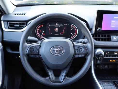 Certified 2025 Toyota RAV4 XLE FWD image 23