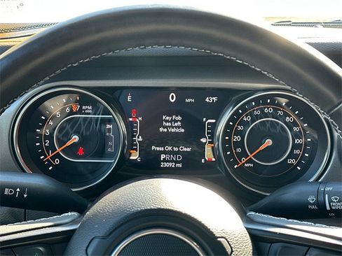 Used 2023 Jeep Gladiator Sport image 26