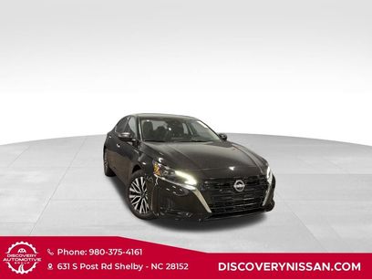 New 2025 Nissan Altima 2.5 SV