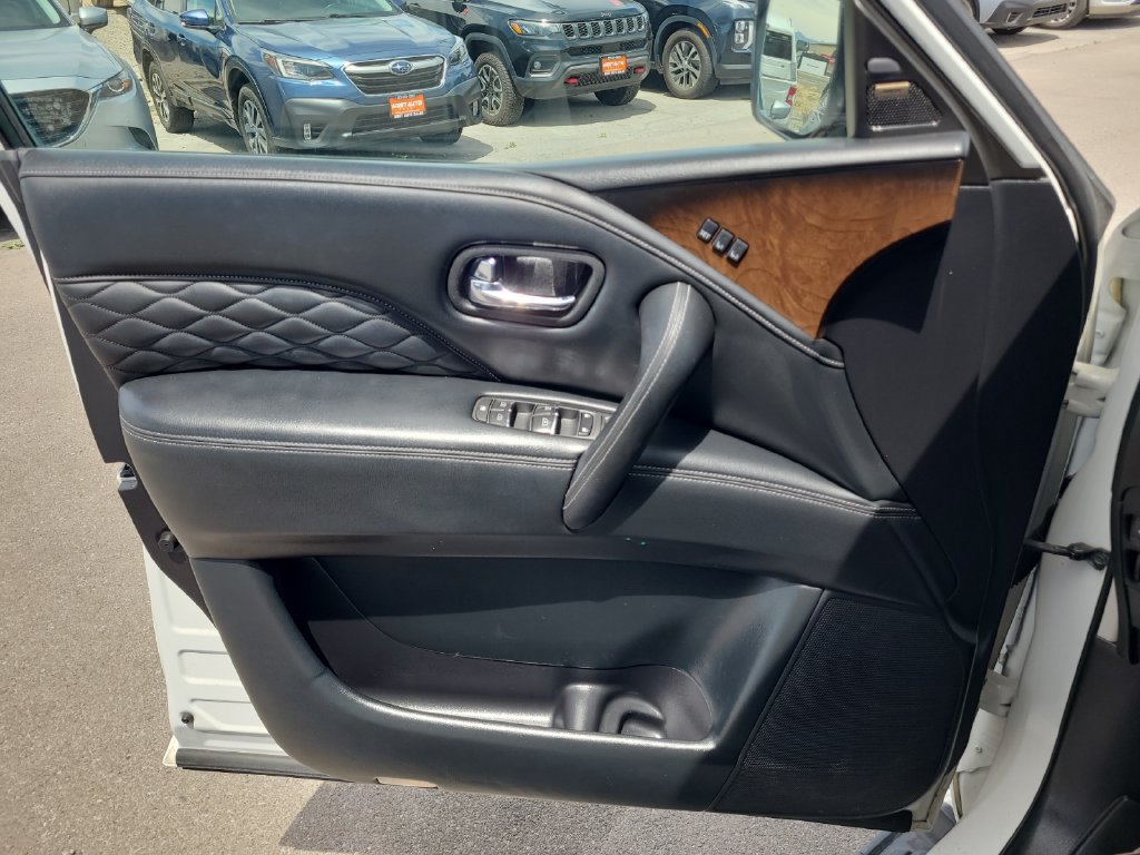Used 2018 INFINITI QX80 4WD w/ Deluxe Technology Package image 19