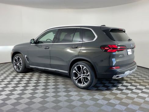 Used 2026 BMW X5 sDrive40i w/ Climate Comfort Package image 3