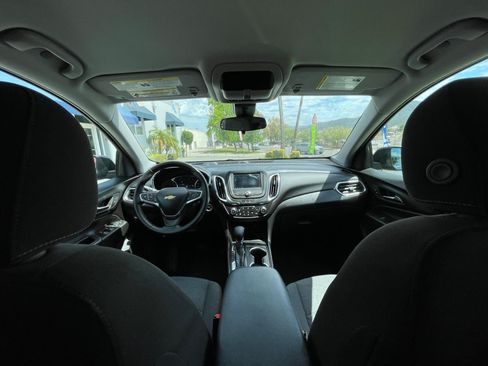 Used 2024 Chevrolet Equinox LT FWD image 14