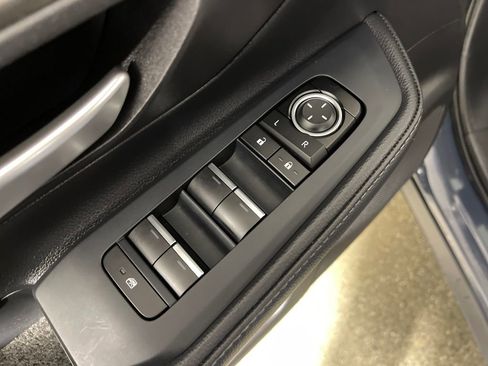 Certified 2025 Toyota Grand Highlander FWD image 16