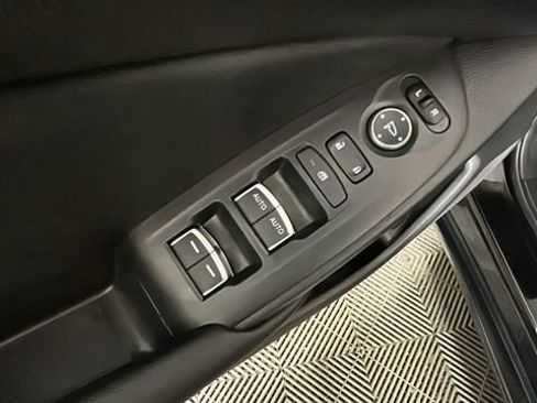 Used 2022 Honda Accord Sport image 11