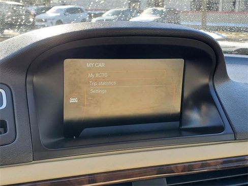 Used 2013 Volvo XC70 T6 image 22