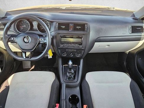 Used 2015 Volkswagen Jetta S FWD image 16