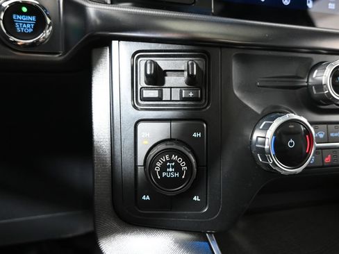 Used 2022 Ford F150 Platinum w/ Equipment Group 701A High AWD/4WD image 32