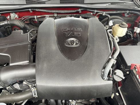 Used 2021 Toyota Tacoma TRD Sport image 20