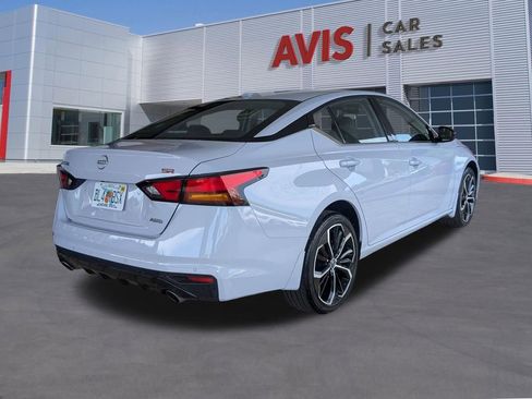 Used 2025 Nissan Altima 2.5 SR w/ SR Premium Package AWD/4WD image 5