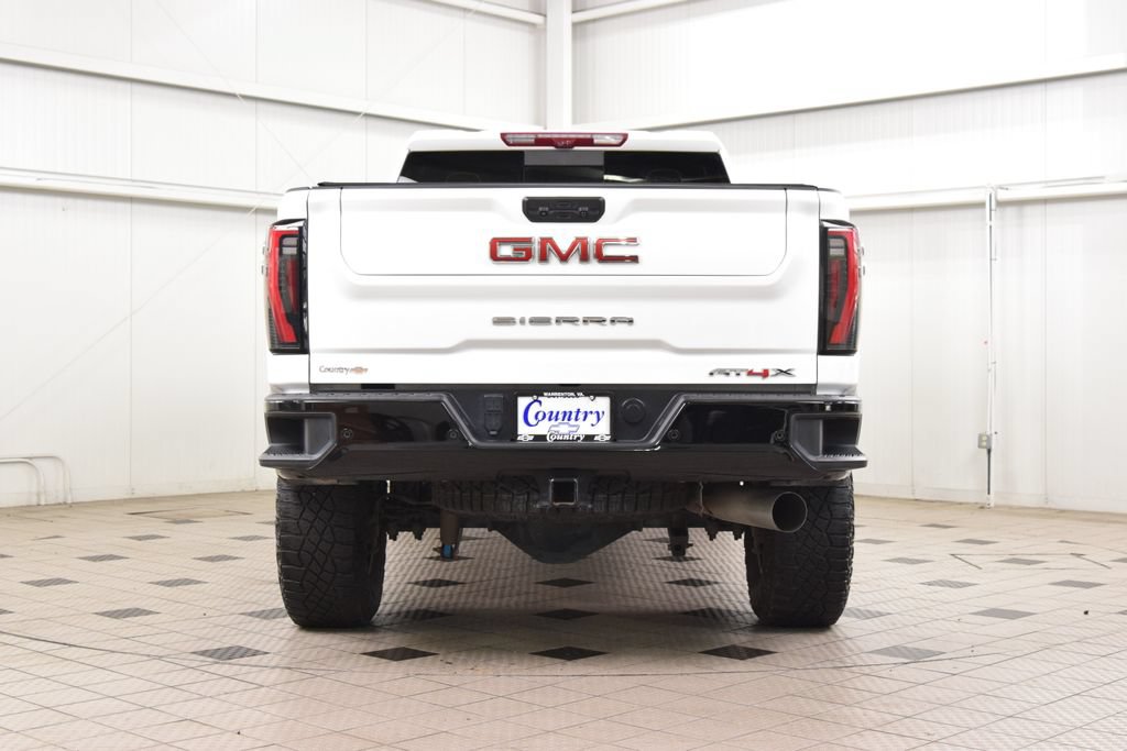 Used 2025 GMC Sierra 2500 AT4X AWD/4WD image 7