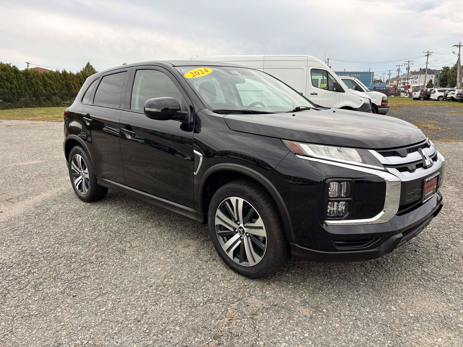 Used 2024 Mitsubishi Outlander Sport AWD image 3