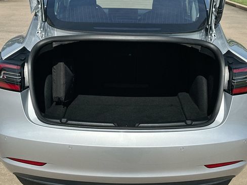 Used 2018 Tesla Model 3 Long Range RWD image 24