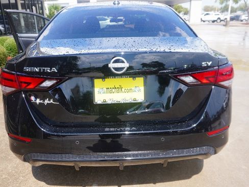 Used 2024 Nissan Sentra SV image 22
