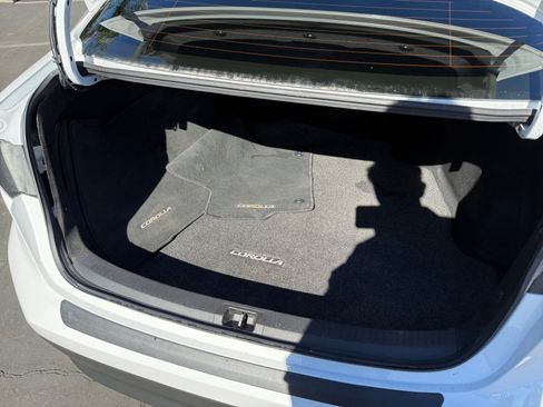 Used 2023 Toyota Corolla LE w/ Carpet Mat Package (TMS) image 20