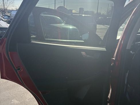 Used 2020 Ford Escape SE image 14