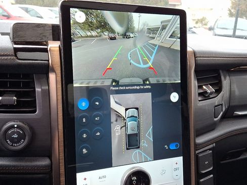 Used 2024 Ford F150 Lightning Lariat w/ Max Trailer Tow Package image 19