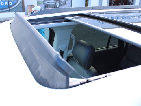 Used 2025 Ford Expedition Max Active image 27