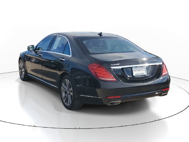 Used 2015 Mercedes-Benz S 550 Sedan image 3