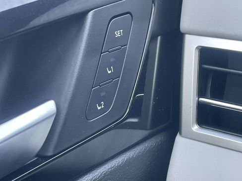 Used 2024 Mitsubishi Outlander SEL FWD image 25