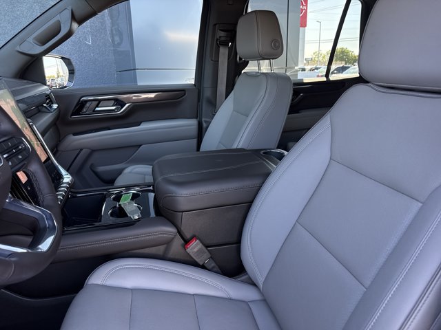 Used 2026 GMC Yukon Elevation w/ LPO, Floor Liner Package AWD/4WD image 5